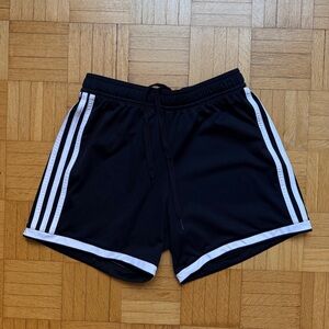 Women’s Athletic Shorts S